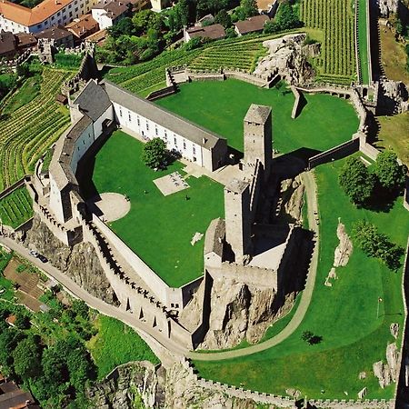 Bellinzona Piazza Collegiata Apartment Exterior photo