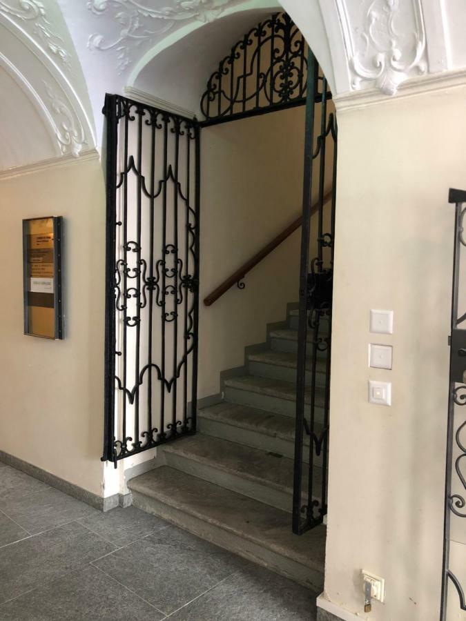 Bellinzona Piazza Collegiata Apartment Exterior photo